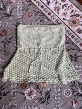 Hollister Pale Green Knit Lace-Up Crop Top